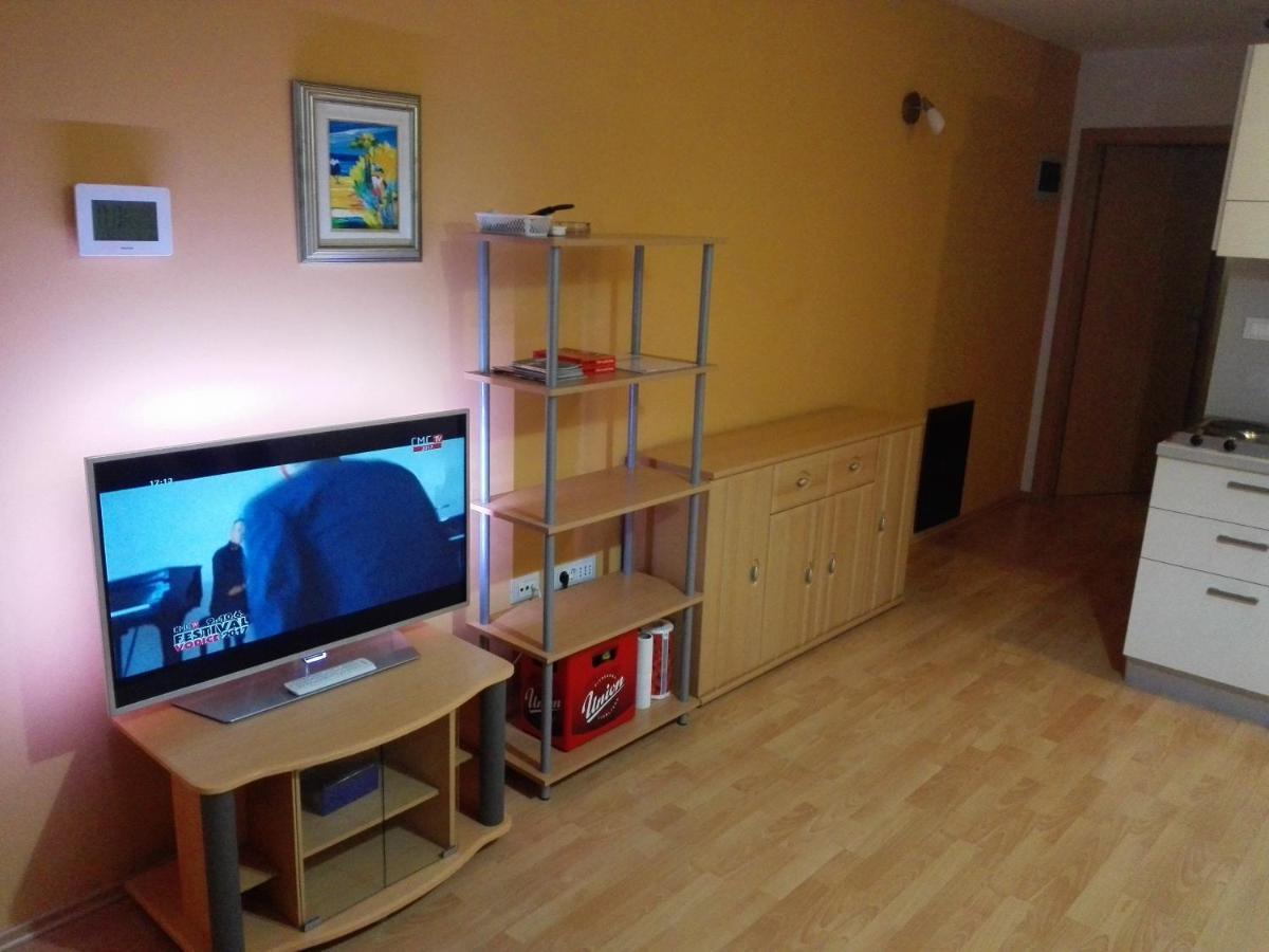 Apartment Stinjan Kascuni PUY 외부 사진